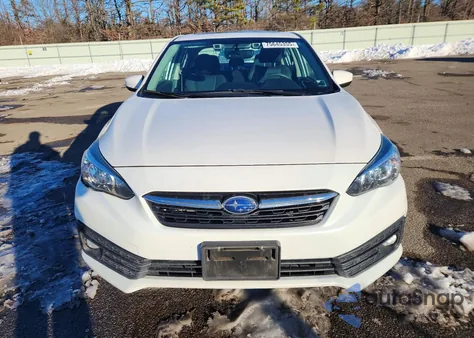 2021 Subaru Impreza Premium из США, поврежденный, VIN 4S3GKAD6XM3600560